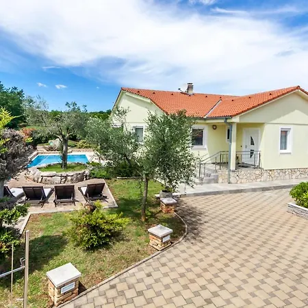 Sole Istria, Holliday Near Pula, Ferienvilla Istrien *