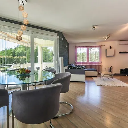 Villa Sole Istria, Holliday Near Pula, Ferienvilla Istrien *