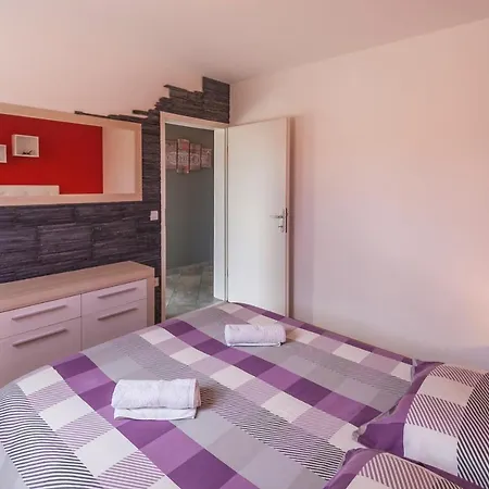 Sole Istria, Holliday Near Pula, Ferienvilla Istrien Marcana
