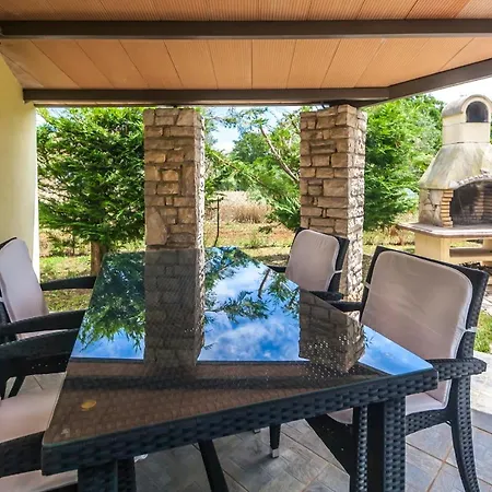 Sole Istria, Holliday Near Pula, Ferienvilla Istrien * Marcana